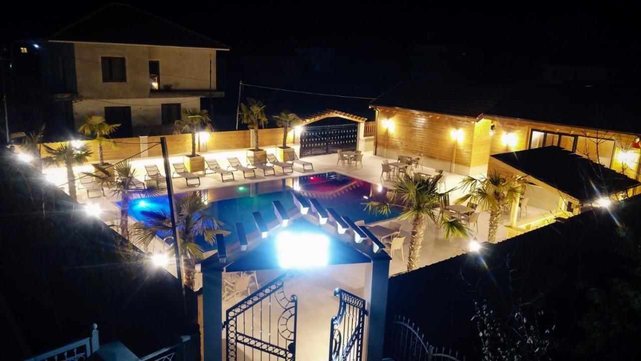 Bujtina Siar Hotell Pogradec Eksteriør bilde