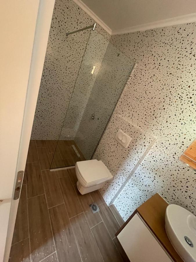 Bujtina Siar Hotell Pogradec Eksteriør bilde